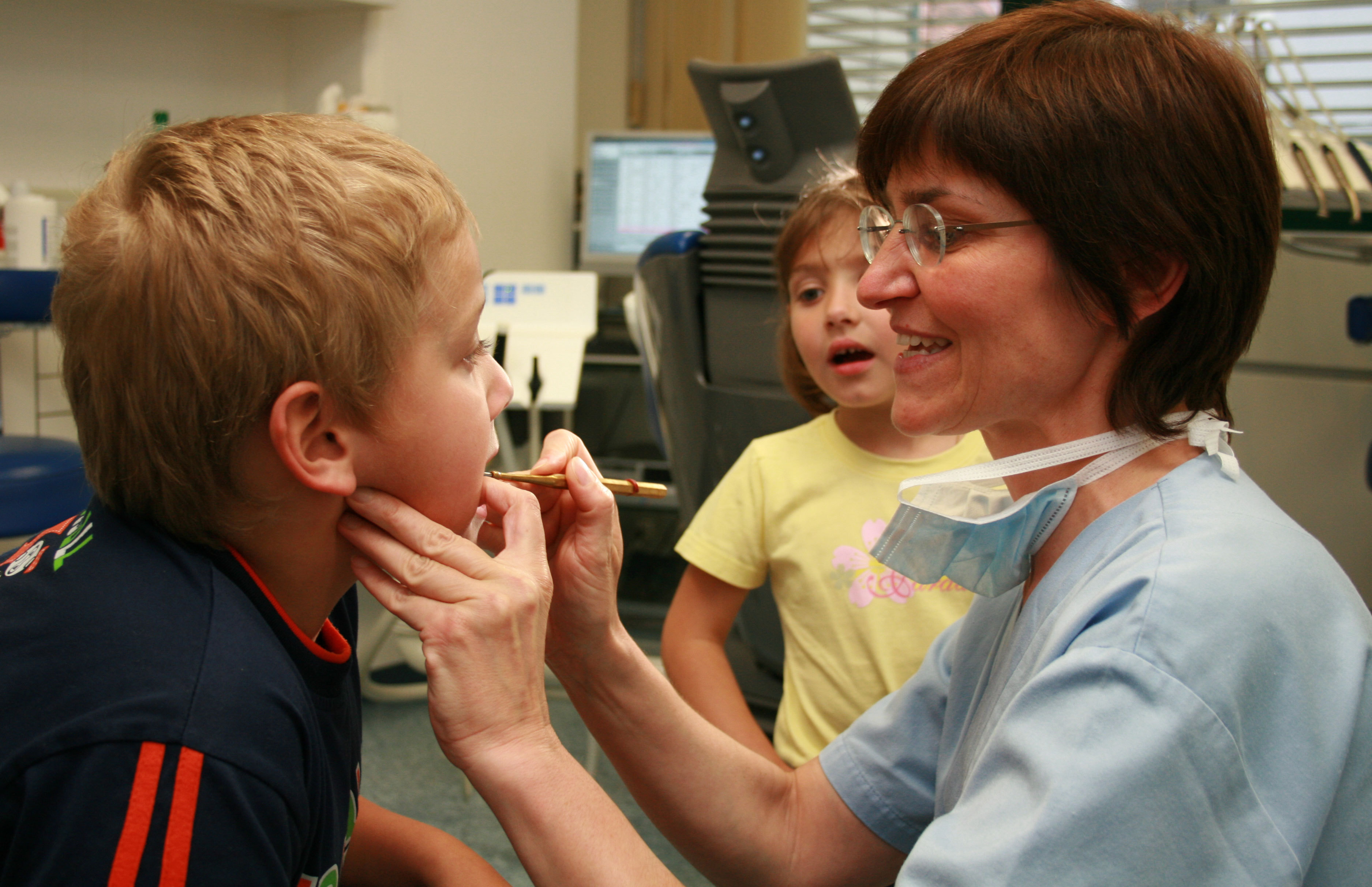 Kommunikation Bei Kindern Parodontologie Pnc Aktuell De